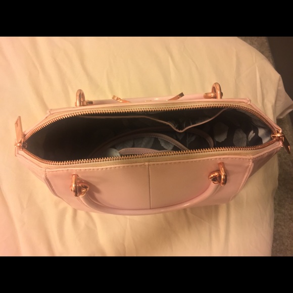 Ted Baker Bag - Picture 5 of 6
